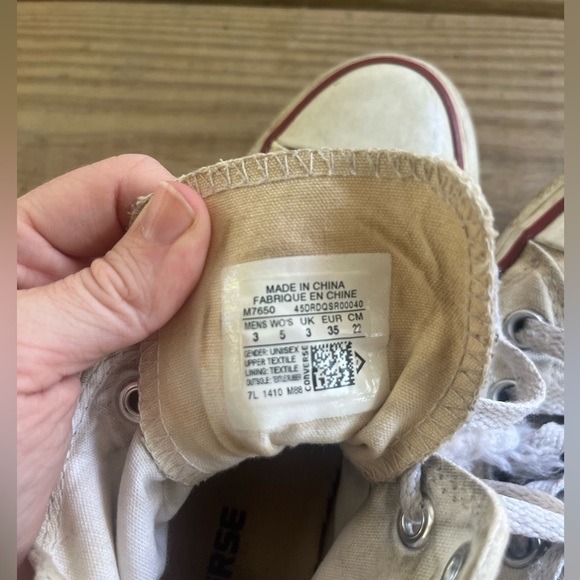 White kids converse size, mens size 3, women’s size 5 - Picture 5 of 7